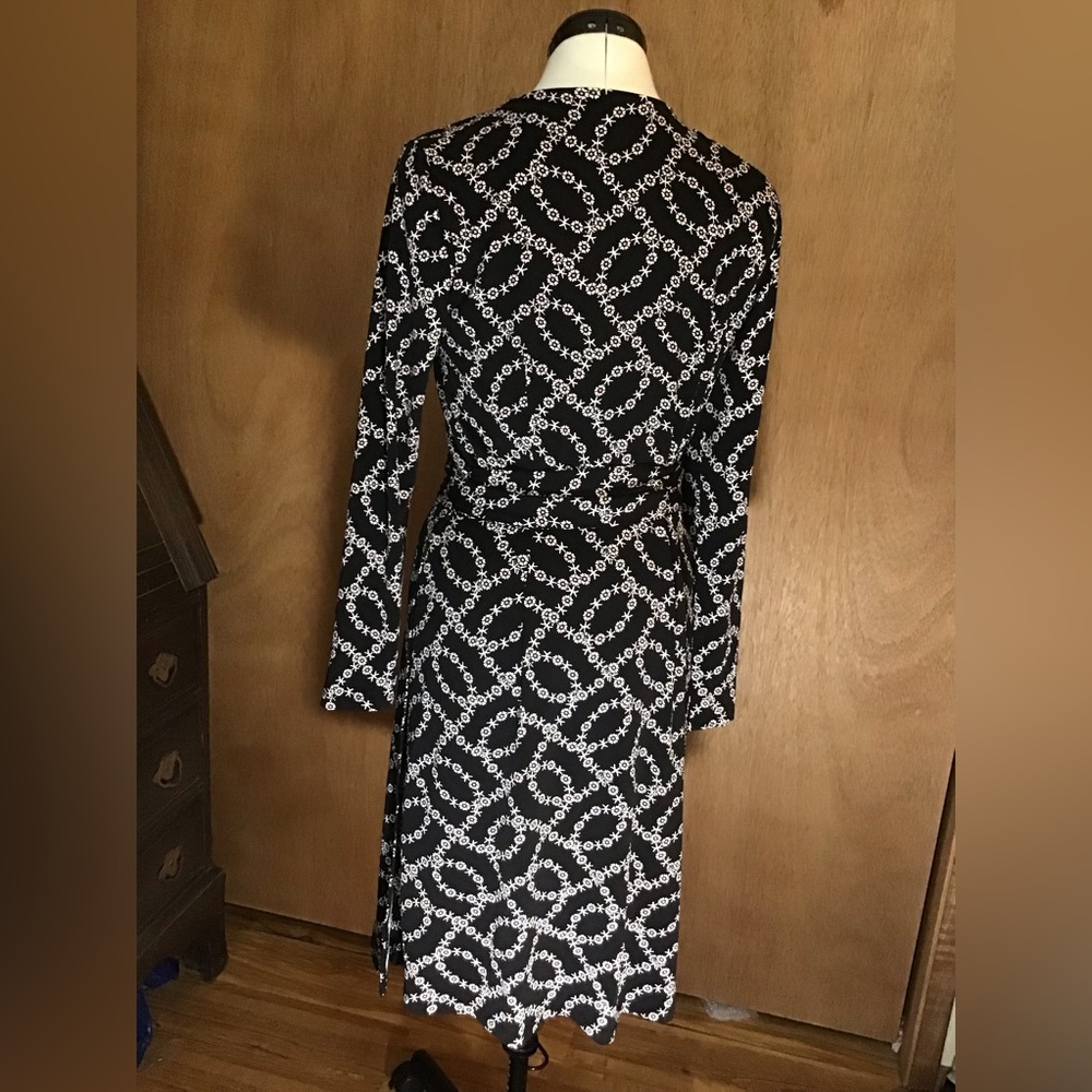 NWOT LOFT Flower & Star Print Wrap Dress - Picture 3 of 12